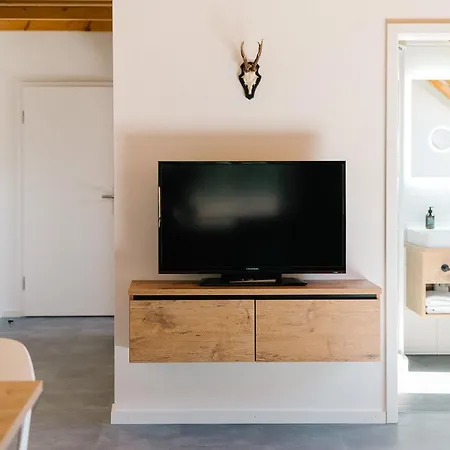 Apartment Moderne 2 Zi.fewo Blackforest Art Naehe Freiburg *